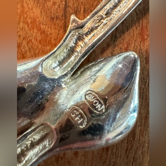 Avon Dainty Silver Pearl Lily Bracelet - Picture 6 of 6